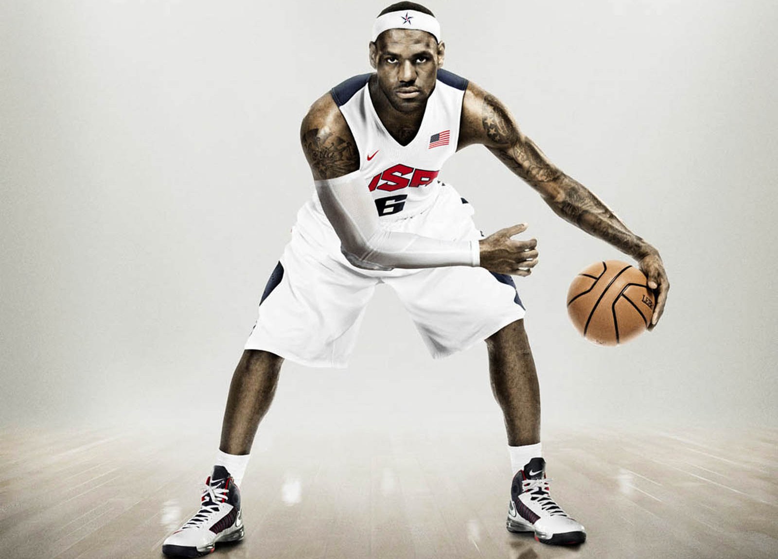 罗马诺：迈尼昂与米兰续约谈判停滞，但他与国米没有任何接触（罗马诺：迈尼昂与米兰续约陷入停滞，与国米毫无接触）