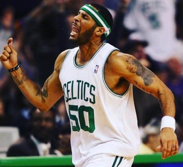 鲁尼：马雷斯卡言论与萨拉赫情况相似，他应该尊重俱乐部老板（鲁尼谈马雷斯卡：言论与萨拉赫相似，应尊重俱乐部老板）