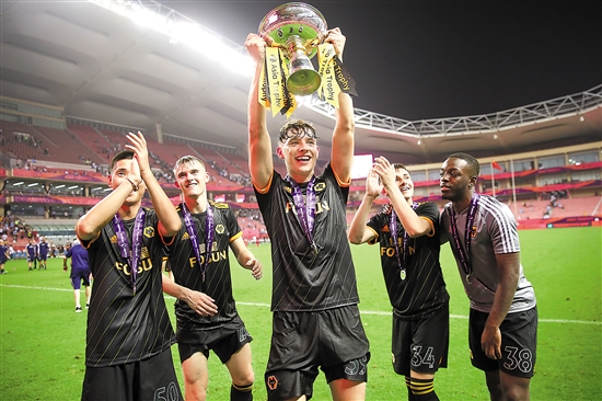 黄蜂队困境分析：单打独斗的弊端（黄蜂队困局透视：过度单打的隐患）