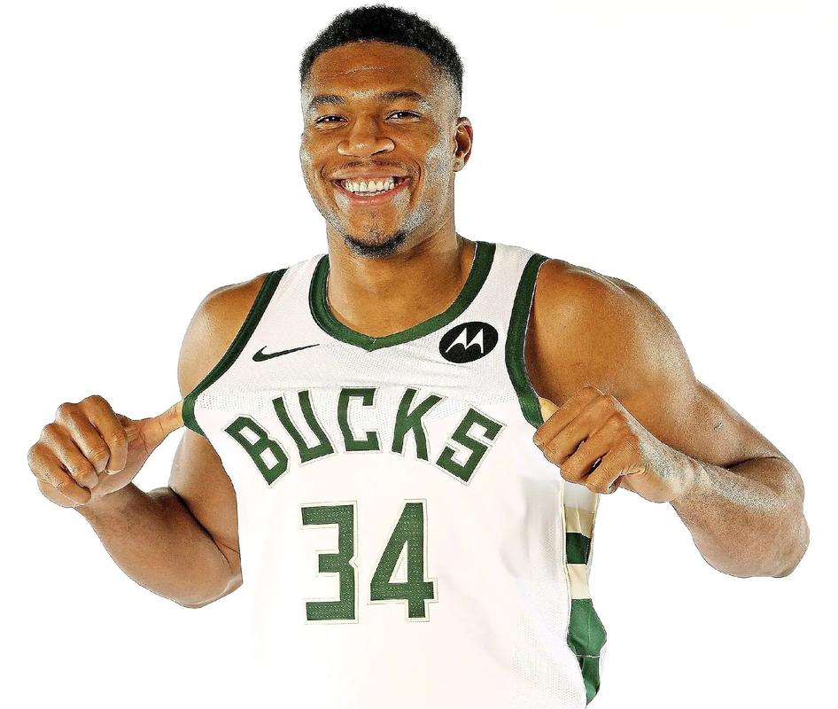 你对自己在曼联的结束方式遗憾吗？加纳乔：NO（被问曼联生涯收尾是否遗憾？加纳乔：没有）