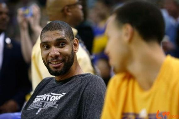 阿莫林：伯恩茅斯一直都极具威胁，我们要加强逼抢以保护球门（阿莫林：伯恩茅斯威胁性十足，我们必须加强逼抢守住球门）