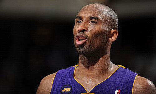 亚历山大签名鞋成圣诞心愿（亚历山大签名鞋成为圣诞愿望清单热门）