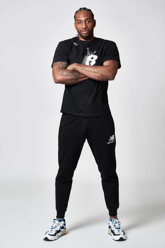 世界杯门票销量已近两百万张，第三阶段门票销售12月11日开始（世界杯门票销量逼近200万张，第三阶段售票将于12月11日启动）