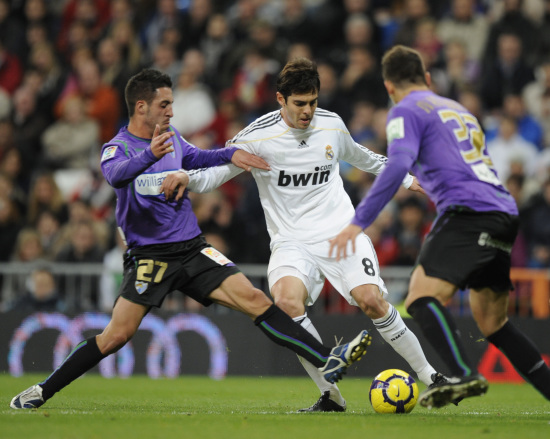 辽宁男篮王哲林关键得分带队胜（王哲林关键时刻砍分，率辽宁男篮赢球）