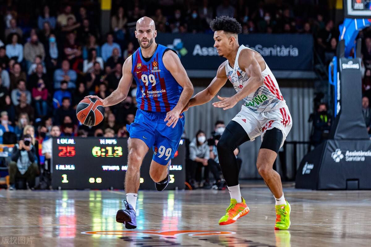 官方：熊本前锋神代庆人加盟法兰克福，将在1月1日正式入队（法兰克福官宣签下熊本前锋神代庆人，1月1日正式入队）