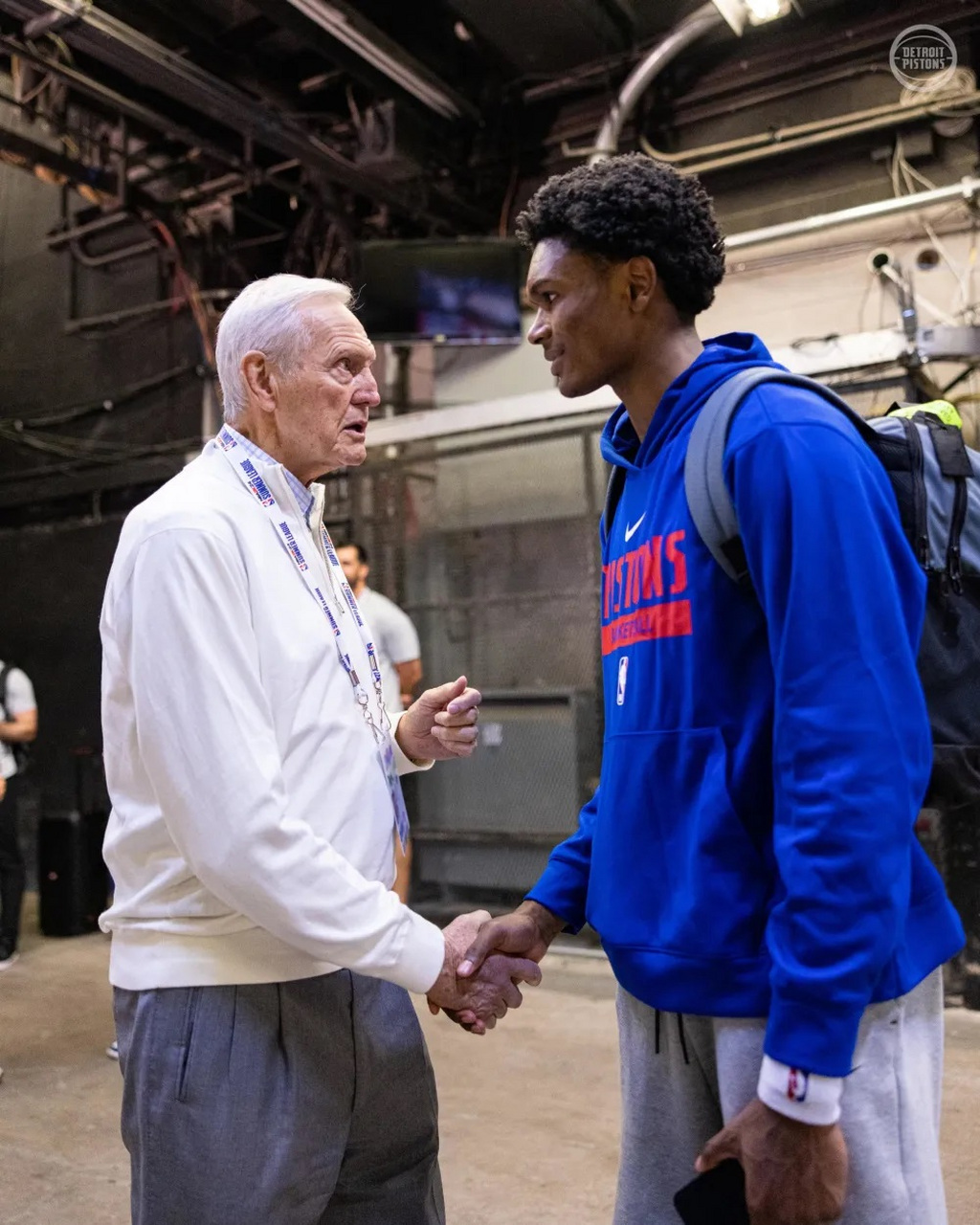 NBA：独行侠击败骑士 东契奇全场数据爆炸（NBA：独行侠力克骑士 东契奇数据炸裂）