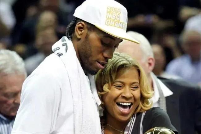 弗拉门戈后卫：我们需要保持进攻欲望，对阵巴黎将是一场精彩决赛（弗拉门戈后卫：保持进攻野心，对阵巴黎的决赛必将精彩）