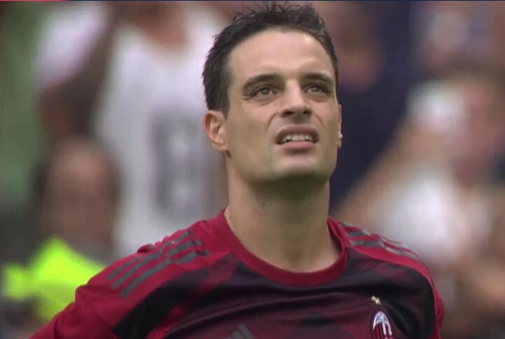 佩里西奇谈赢利物浦：球队表现很出色，首要目标是晋级淘汰赛（佩里西奇：击败利物浦展现球队出色发挥，首要任务是闯入淘汰赛）