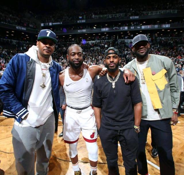 皇马的更多问题：姆巴佩手指骨折，哈维·阿隆索压力山大（皇马再添烦忧：姆巴佩手指骨折，哈维·阿隆索压力倍增）