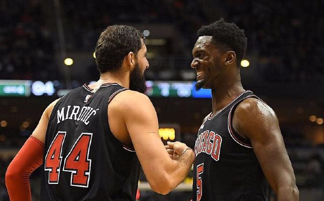 米体：接受手术治疗后，弗朗哥-巴雷西已在上周重返米兰之家（米体：弗朗哥-巴雷西术后已于上周回到米兰之家）