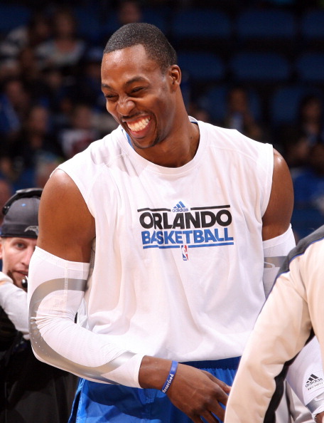 伤病潮袭扰阿森纳！赖斯等多名大将缺席训练，欧冠全胜之旅蒙阴影（阿森纳伤情告急！赖斯领衔多名主力缺训，欧冠全胜前景受冲击）